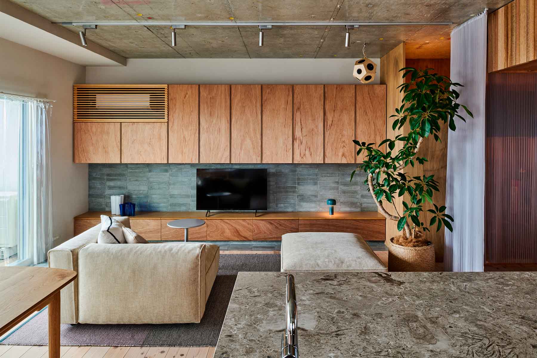 シーン4 集合住宅